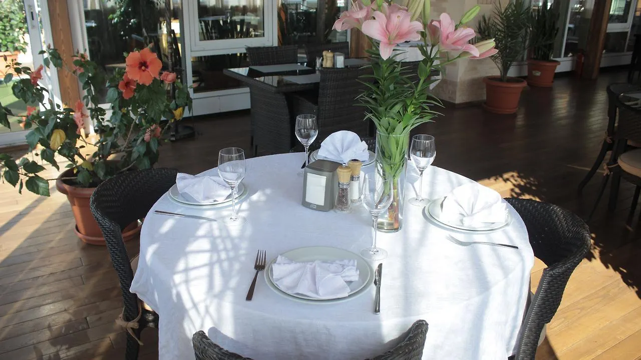 Hotel Asteri Kiew 3*,